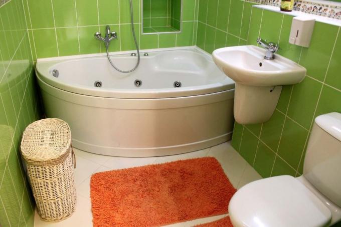 5 älykäs suunnittelu pieneen kylpyhuoneeseen
