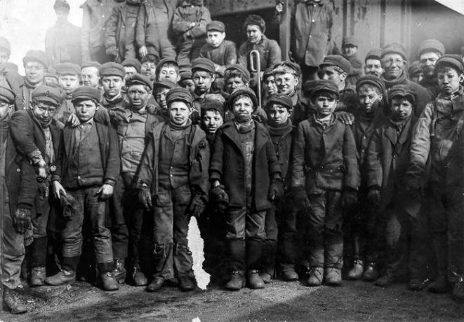 
Lapsia kaivostyöläisten Yhdysvalloissa.