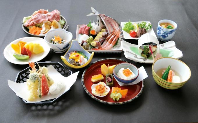 Perinteinen japanilainen ruoka