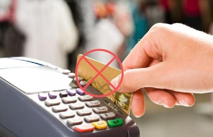 8 epäillyistä, kun joka tapauksessa on mahdotonta maksaa "luottokortilla"