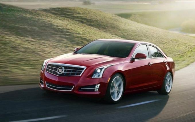 Luxury Amerikan sedan Cadillac ATS 2014. | Kuva: cheatsheet.com.