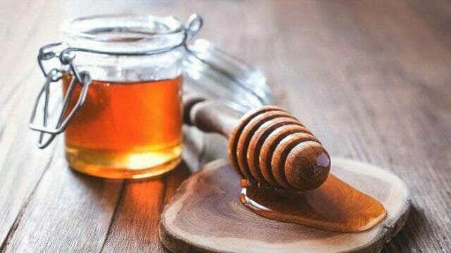 Tallentaa ja kiteytymisen välttämiseksi hunajaa, on olemassa muutamia kultaisia ​​sääntöjä on noudatettava