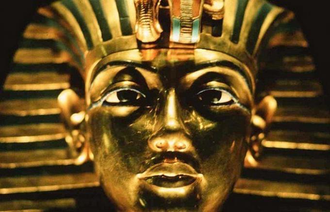 Mask of Tutankhamon.