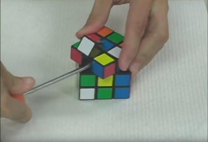 Miten nopeuttaa päätöksen Rubikin kuutio