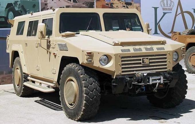 Arabia SUV Nimr - kopio venäläinen "Tiger". | Kuva: militarycat1.blogspot.com.